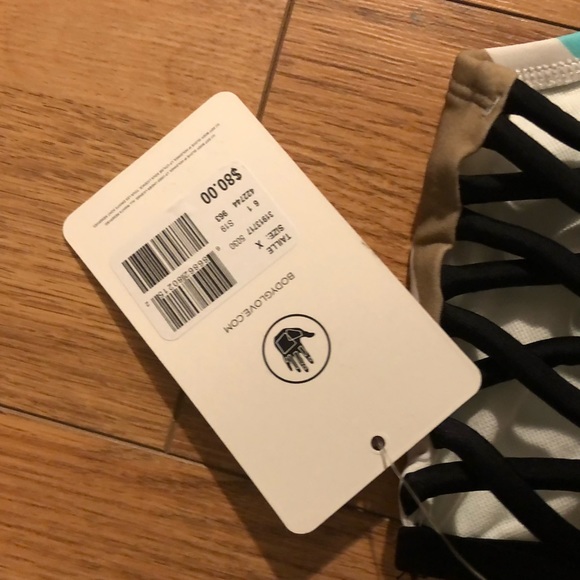 Bikini bottoms only! - Picture 4 of 4